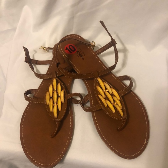 Women’s shoes - Picture 4 of 8